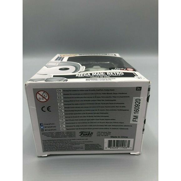 Funko Pop! Games Retro Mega Man GameStop Exclusive #102‎ - Picture 4 of 6